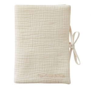 1972e9_15d440e6aecb474e9fecf3b6859a11e5mv2.jpg Protège-carnet de santé gaze de coton lait